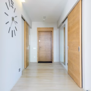 COMMERCIAL DOOR